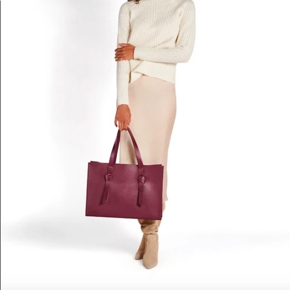 The Perfect Tote - Merlot Vegan Leather Lush - Picture 2 of 8